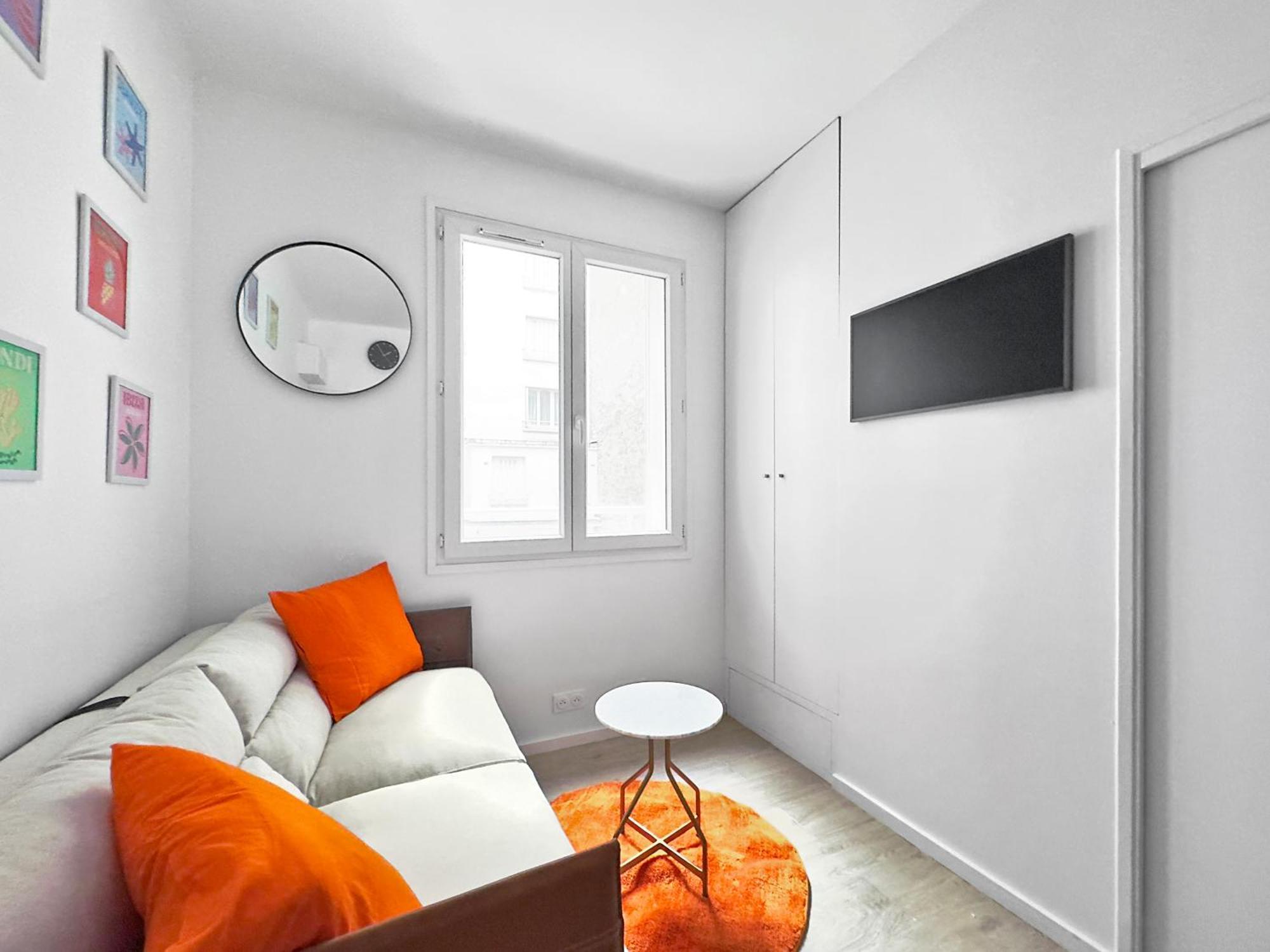 2p - 5' Tour Eiffel Appartement